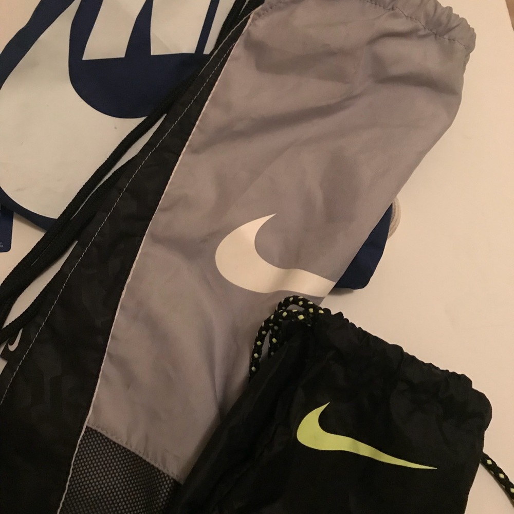 3 NIKE Drawstring Bags (Bundle)